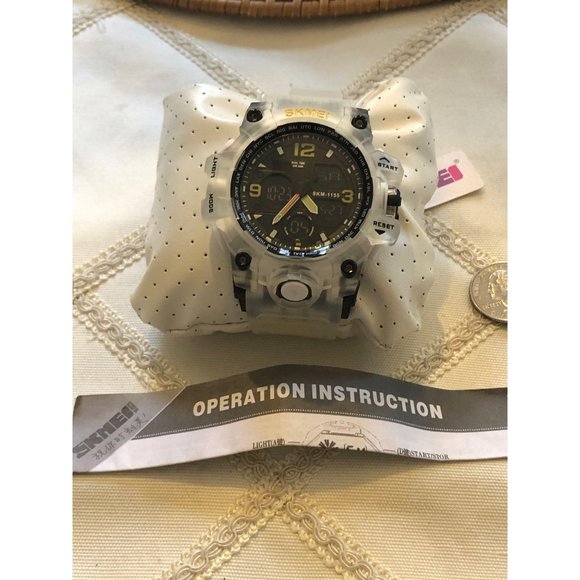 New Military Style Watch - Picture 3 of 4